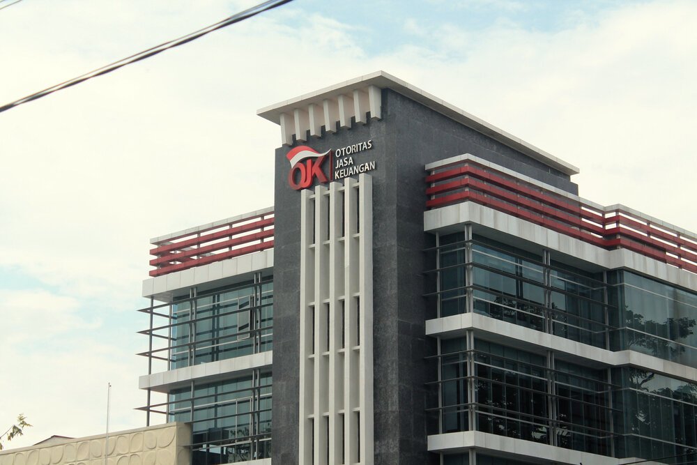 Aturan Baru Terbit, OJK Ambil Alih Pengawasan Bursa Mineral