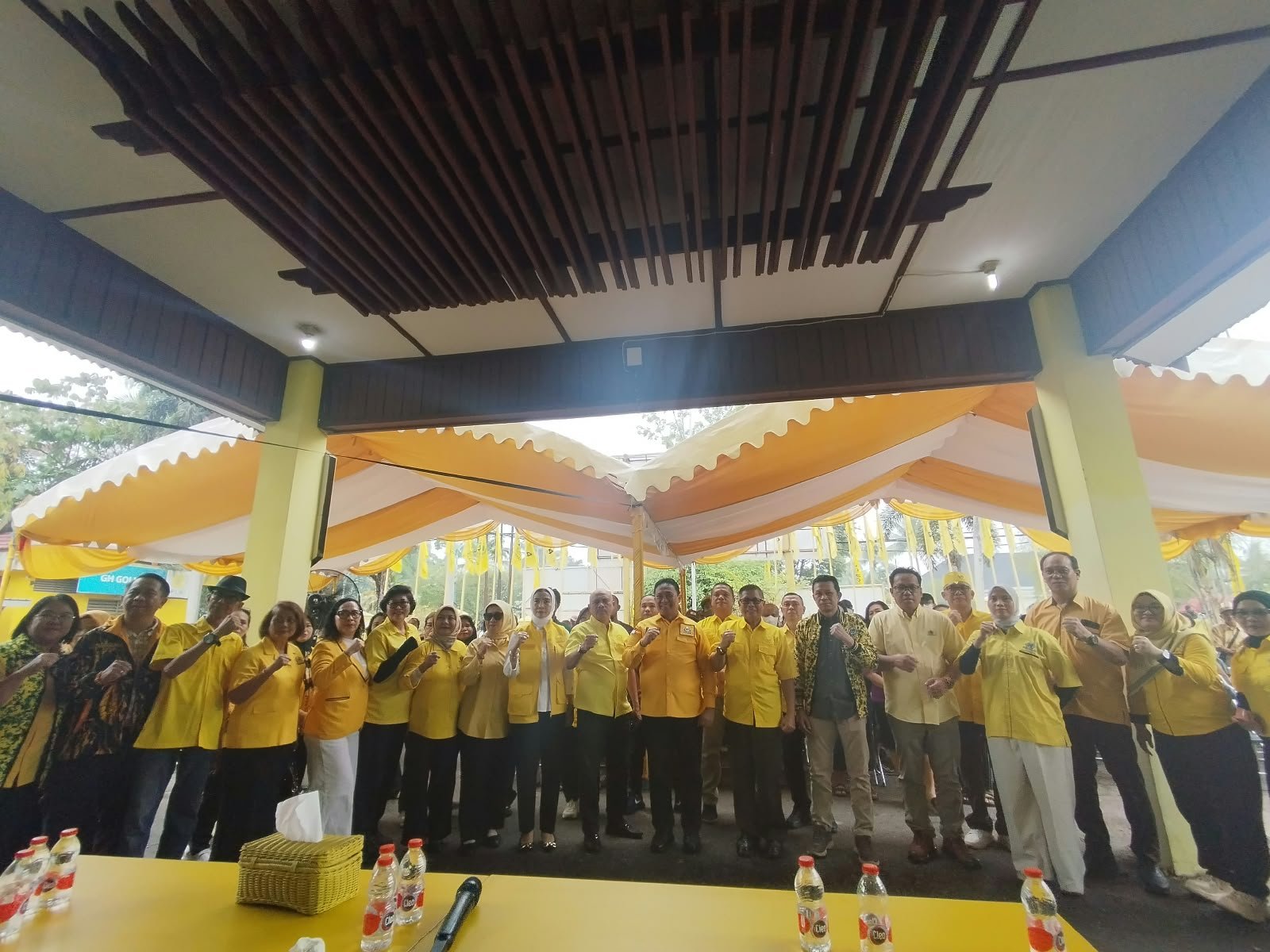 Golkar Kalteng Peduli Warga, 1.000 Paket Sembako Dibagikan